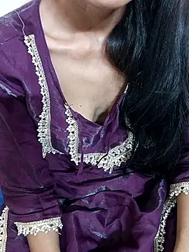 Asha devi90 online show from 04/29/26, 04:11