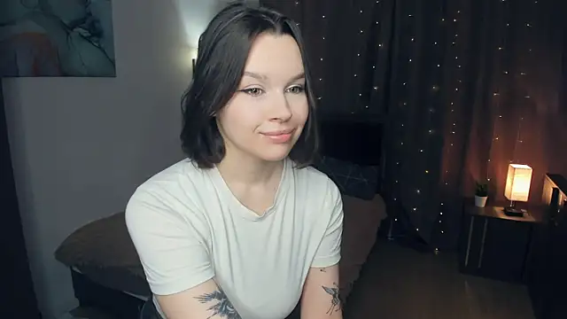 IrmgardBuzard online show from 11/22/25, 08:18