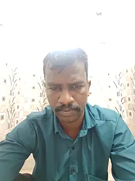 Snapshot of Paramkeerthi chatting on 06/18/26, 02:43 Paramkeerthi online show from 06/18/26, 02:43