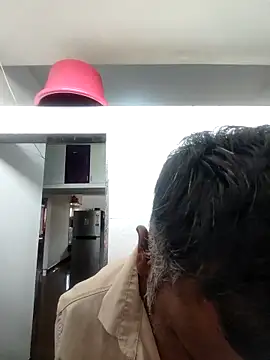 Snapshot of Paramkeerthi chatting on 05/18/26, 03:17 Paramkeerthi online show from 05/18/26, 03:17