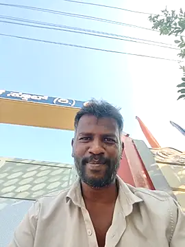 Snapshot of Paramkeerthi chatting on 05/10/26, 11:36 Paramkeerthi online show from 05/10/26, 11:36