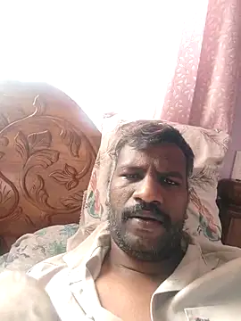 Snapshot of Paramkeerthi chatting on 05/23/26, 05:17 Paramkeerthi online show from 05/23/26, 05:17