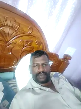 Snapshot of Paramkeerthi chatting on 05/06/26, 01:15 Paramkeerthi online show from 05/06/26, 01:15