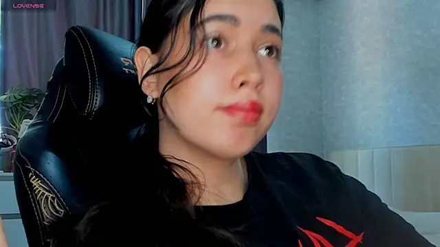 Snapshot of Diara_1an chatting on 04/29/26, 06:17 Diara 1an online show from 04/29/26, 06:17