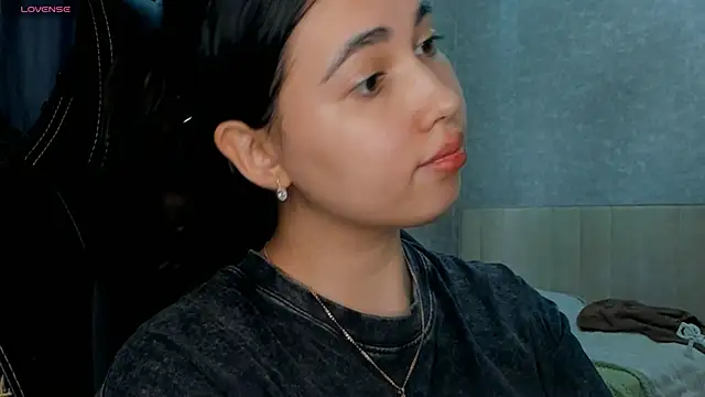 Snapshot of Diara_1an chatting on 05/04/26, 10:18 Diara 1an online show from 05/04/26, 10:18