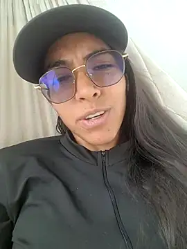 Naomi Nyx online show from 11/14/25, 02:32