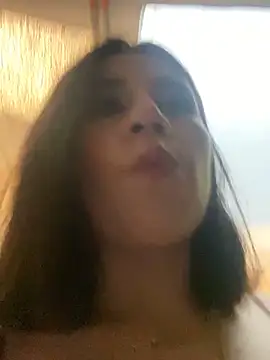 GinebraBelucci online show from 12/21/25, 07:59