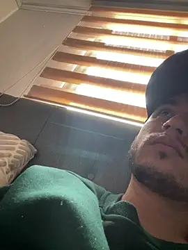 Esteban2704 online show from 03/04/26, 12:24