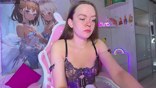 CheekySashaCharm online show from 05/02/26, 06:51