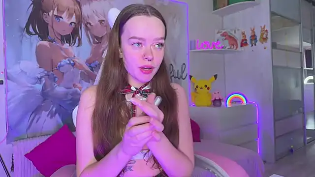 CheekySashaCharm online show from 06/01/26, 05:40