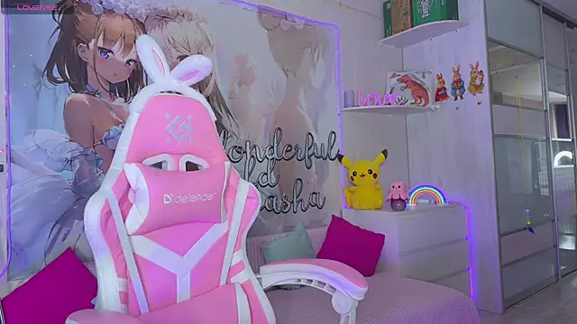 CheekySashaCharm online show from 05/08/26, 09:46