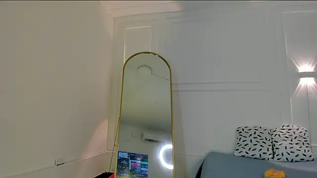 nicolvibes 212 online show from 03/01/26, 08:09