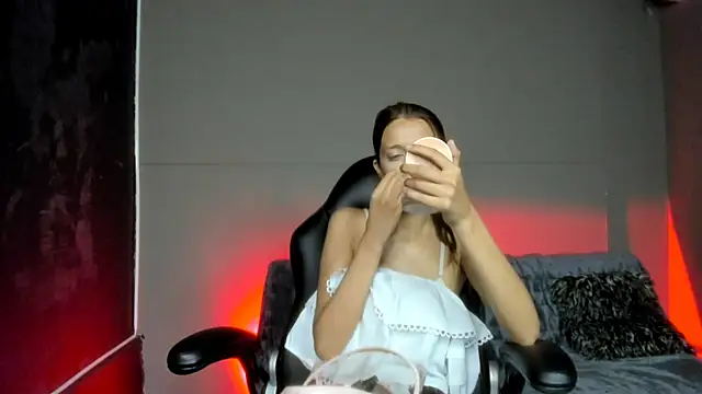 nicolvibes 212 online show from 12/05/25, 08:17