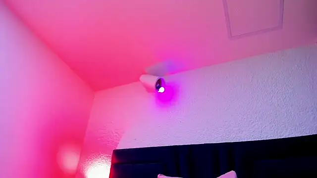 VictoriaRouge  online show from 03/17/26, 05:10