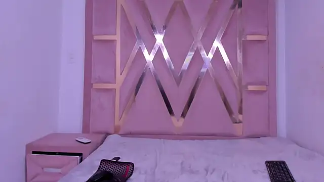 Snapshot of Kymasm chatting on 02/22/26, 12:51 Kymasm online show from 02/22/26, 12:51