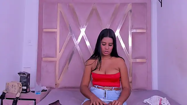 Snapshot of Kymasm chatting on 02/24/26, 01:12 Kymasm online show from 02/24/26, 01:12