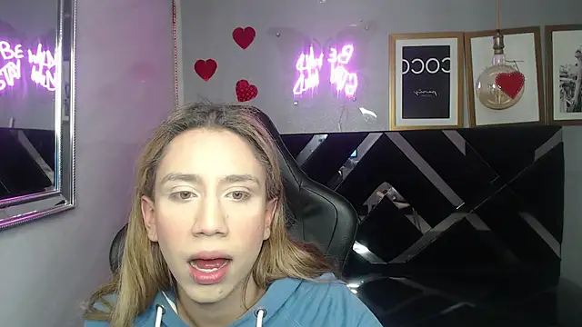 Evy Luxx v online show from 05/23/26, 01:21