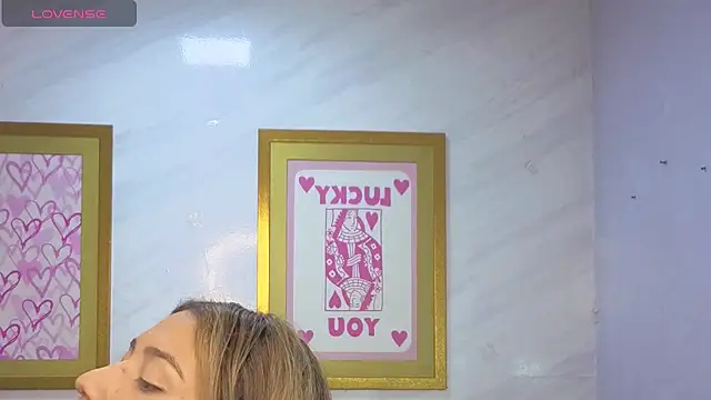 Evy Luxx v online show from 04/11/26, 03:47