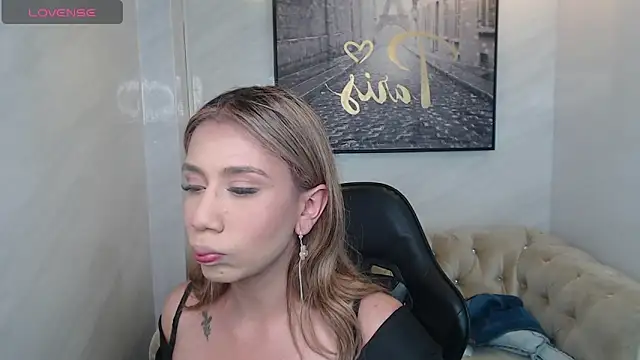 Evy Luxx v online show from 05/31/26, 03:23