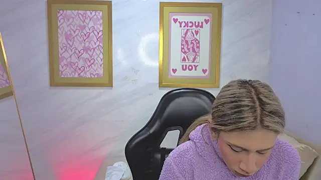 Evy Luxx v online show from 03/28/26, 03:40