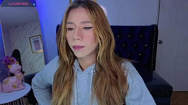 Evy Luxx v online show from 02/18/26, 03:37