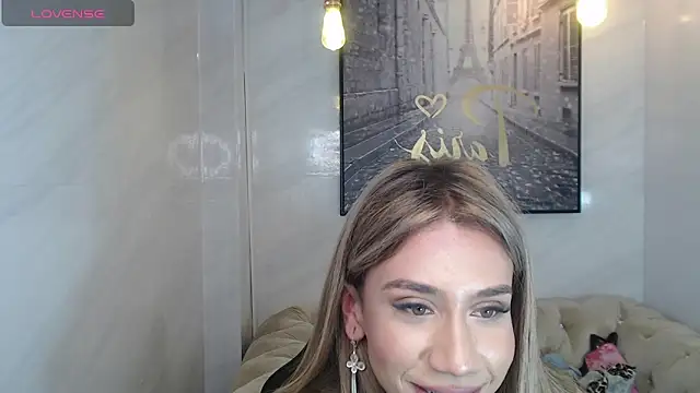 Evy Luxx v online show from 05/29/26, 03:23