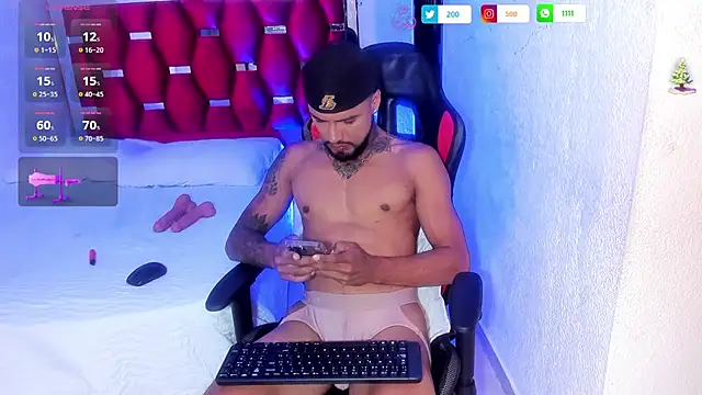 Jacob 77  online show from 12/19/25, 08:22