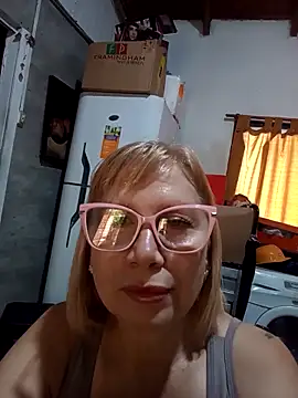 SexyMilf1211 online show from 03/21/26, 04:44