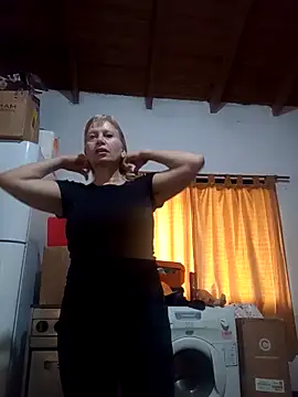 SexyMilf1211 online show from 03/23/26, 02:28