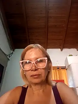 SexyMilf1211 online show from 03/04/26, 06:15