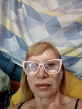 SexyMilf1211 online show from 03/10/26, 10:41