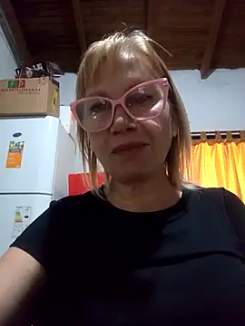 SexyMilf1211 online show from 03/24/26, 01:33