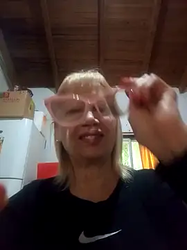 SexyMilf1211 online show from 04/08/26, 02:07