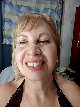 Snapshot of SexyMilf1211 chatting on 11/30/25, 07:03 SexyMilf1211 online show from 11/30/25, 07:03