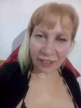Snapshot of SexyMilf1211 chatting on 04/30/26, 06:04 SexyMilf1211 online show from 04/30/26, 06:04