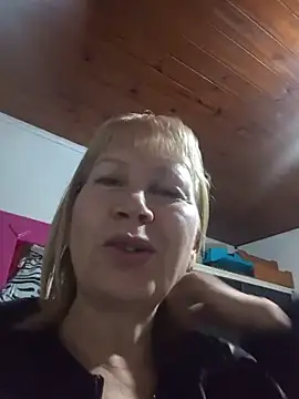 Snapshot of SexyMilf1211 chatting on 05/30/26, 11:16 SexyMilf1211 online show from 05/30/26, 11:16