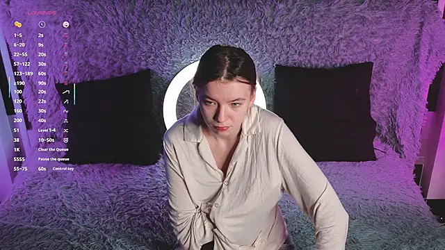 RochelCozzi online show from 12/14/25, 04:34