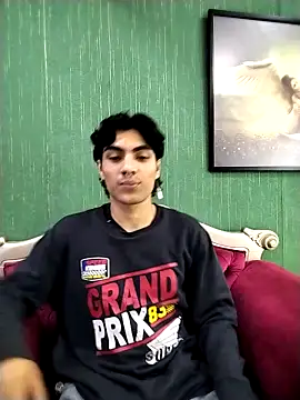 Snapshot of MattFiore chatting on 11/21/25, 12:48 MattFiore online show from 11/21/25, 12:48