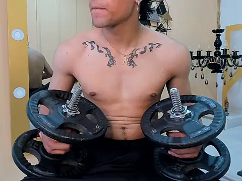 Snapshot of MattFiore chatting on 01/05/26, 05:27 MattFiore online show from 01/05/26, 05:27