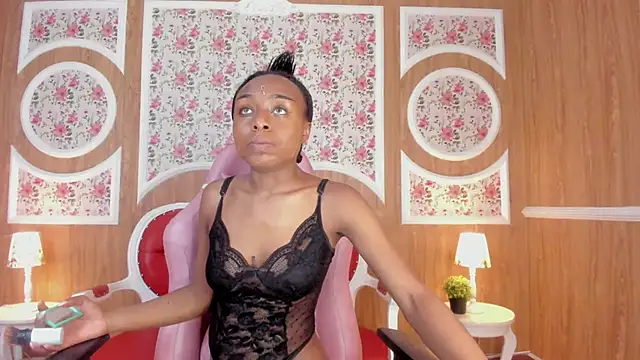 Midnight Bluee online show from 11/28/25, 07:58