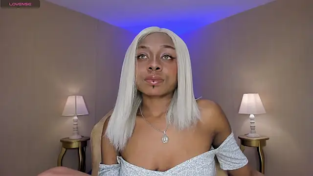 Midnight Bluee online show from 12/22/25, 08:31