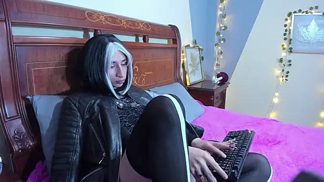 Snapshot of Charlothe_7 chatting on 11/29/25, 04:56 Charlothe 7 online show from 11/29/25, 04:56