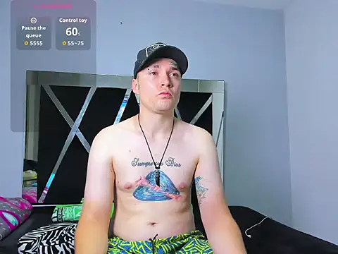 Snapshot of maxxgalacticus chatting on 11/13/25, 06:23 maxxgalacticus online show from 11/13/25, 06:23