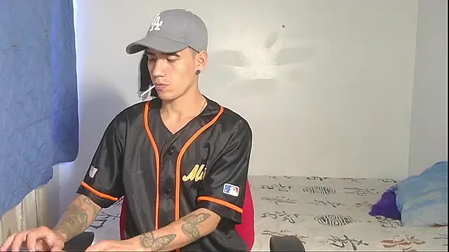 Snapshot of kilyan_wow chatting on 11/14/25, 03:59 kilyan wow online show from 11/14/25, 03:59