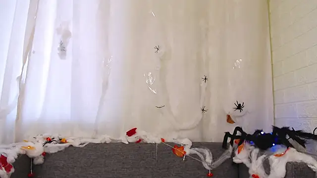 Sansa Dream online show from 10/28/25, 08:24