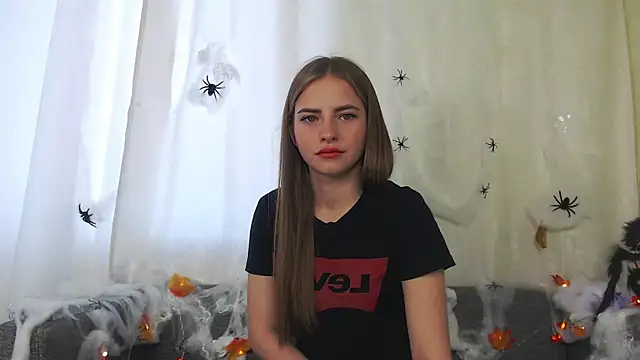 Sansa Dream online show from 10/16/25, 08:11