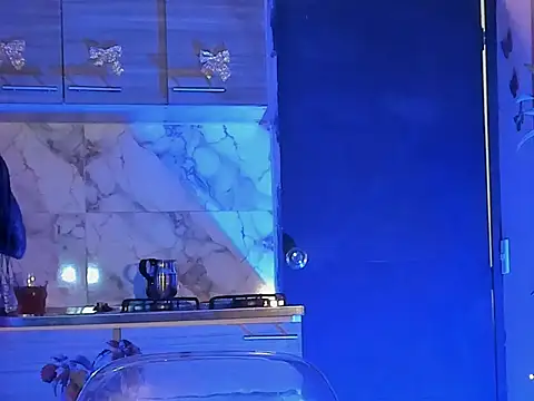 aprille15 online show from 01/12/26, 05:53