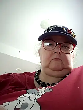 TiguhguhrsRose online show from 01/12/26, 05:09