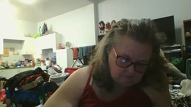 TiguhguhrsRose online show from 01/14/26, 12:03