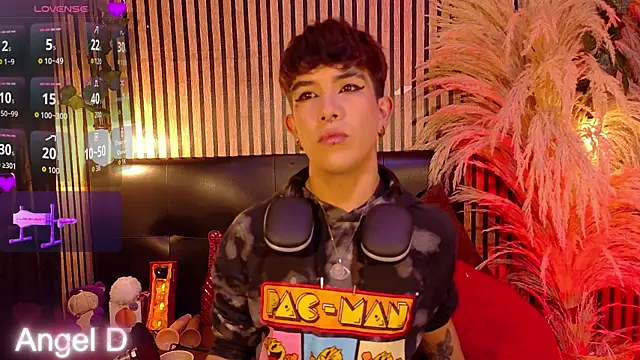 Angeldust19 online show from 04/09/26, 03:19